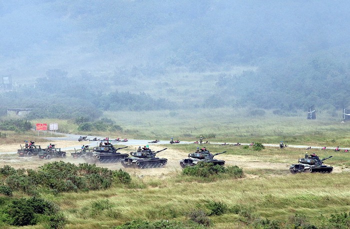 Xe tăng M60A3 và xe dã chiến HUMVEE của quân đội Đài Loan